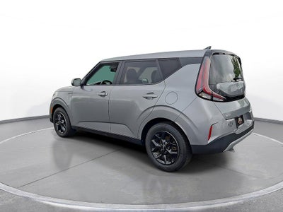 2023 Kia Soul LX IVT
