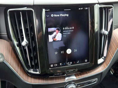 2023 Volvo XC60 B6 Ultimate Bright Theme