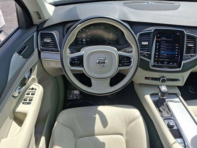 2022 Volvo Xc90 T5 AWD Momentum 7P