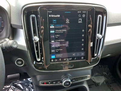 2024 Volvo Xc40 B5 AWD Core Bright Theme