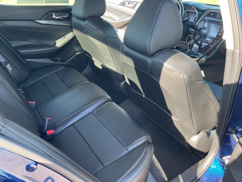 2023 Nissan Maxima SV
