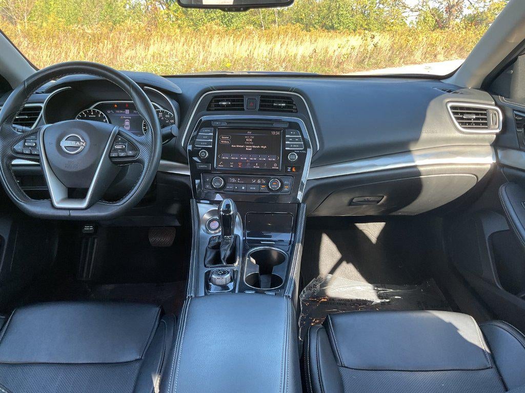 2023 Nissan Maxima SV