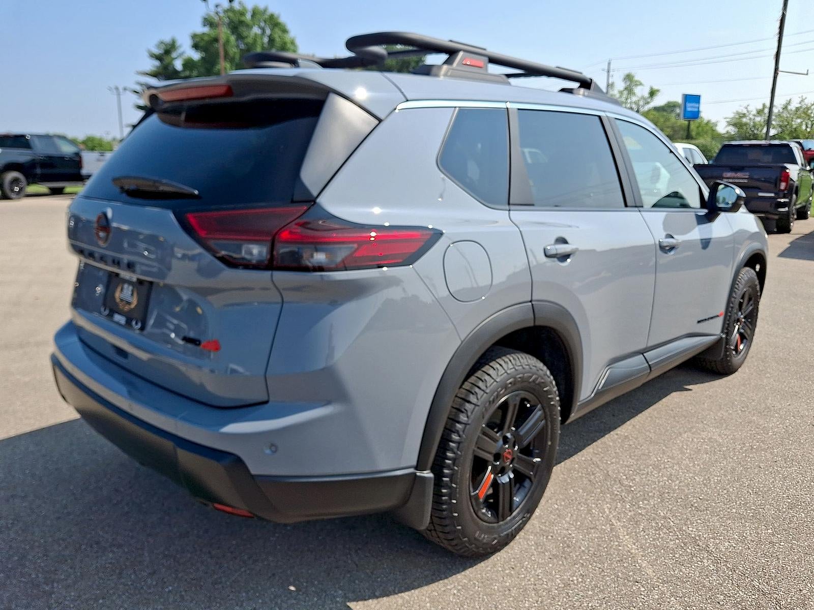 2025 Nissan Rogue Rock Creek
