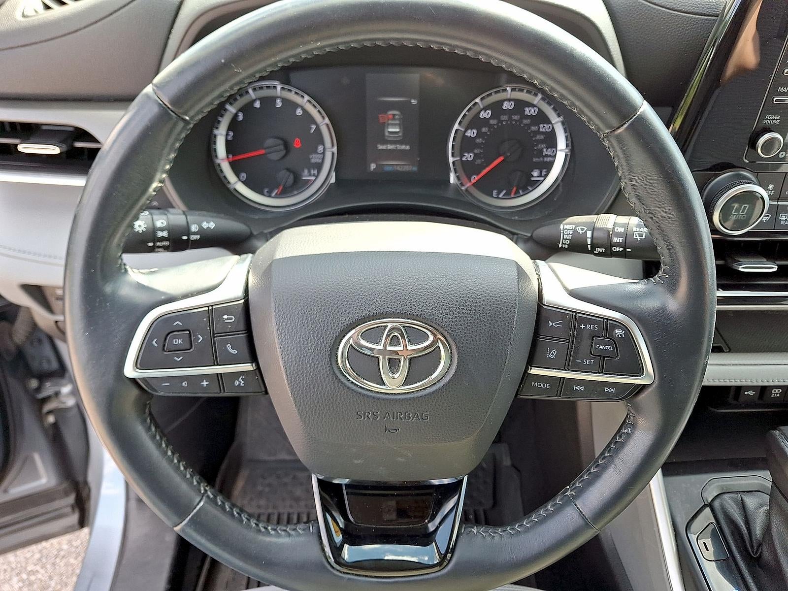 2021 Toyota Highlander LE