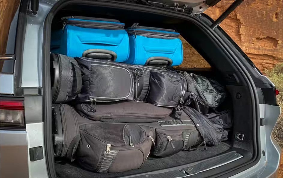 the cargo area of a jeep grand cherokee