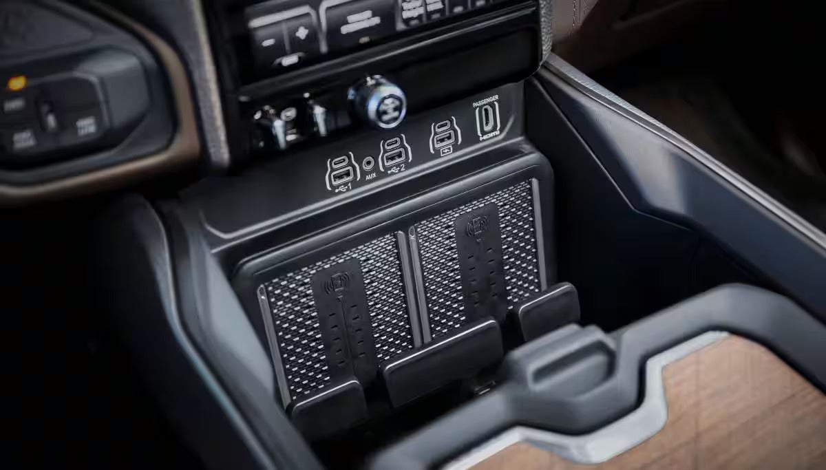 dual wireless charging docks in a ram 3500